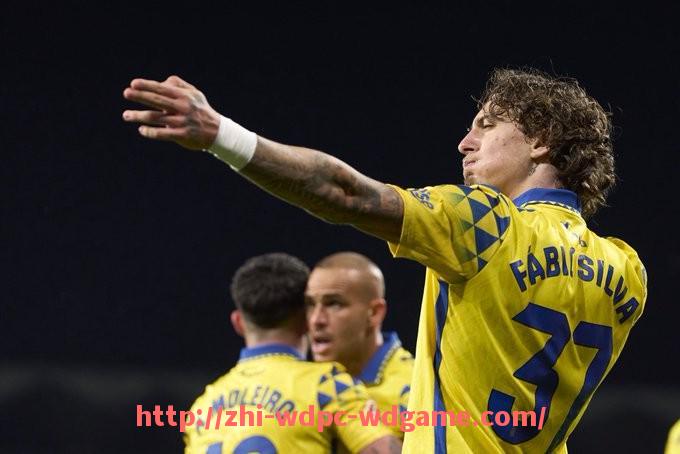 问鼎娱乐官方网站-英超对阵意甲球队：英超与意甲球队的对决历程与比赛分析