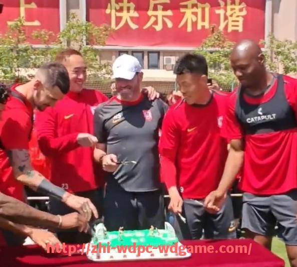 问鼎娱乐官方网站-火箭队与骑士队比赛精彩回放及双方战术分析